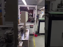 Ενσωματωμένος ελκυστικός ελκυστικός ελκυστικός ελκυστικός